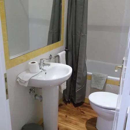 Angola Floor 6 Bedrooms Lisbon