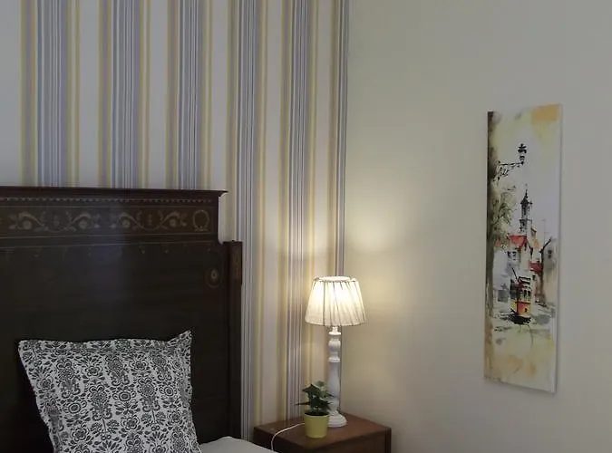 דירה Angola Floor 6 Bedrooms ליסבון