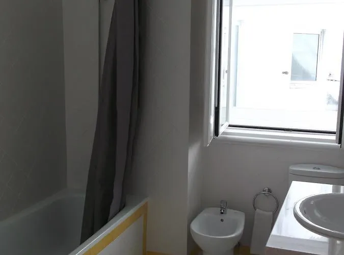 Angola Floor 6 Bedrooms *