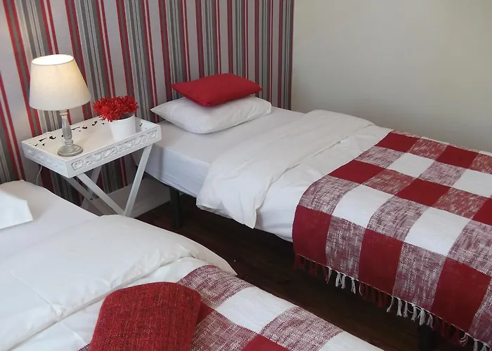 Angola Floor 6 Bedrooms * ליסבון