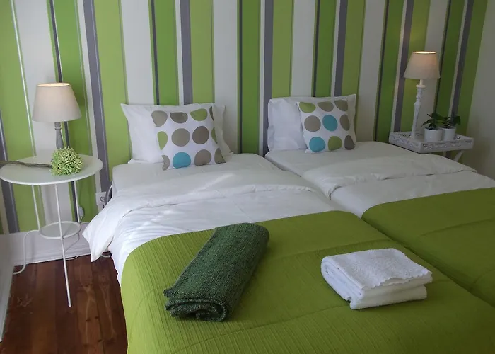 Angola Floor 6 Bedrooms ליסבון