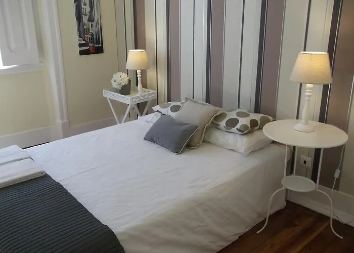 Angola Floor 6 Bedrooms Lissabon