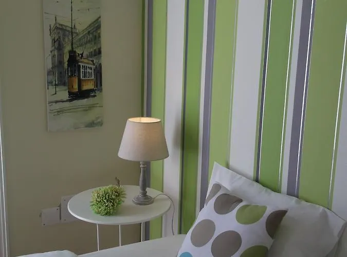 Appartement Angola Floor 6 Bedrooms Lissabon